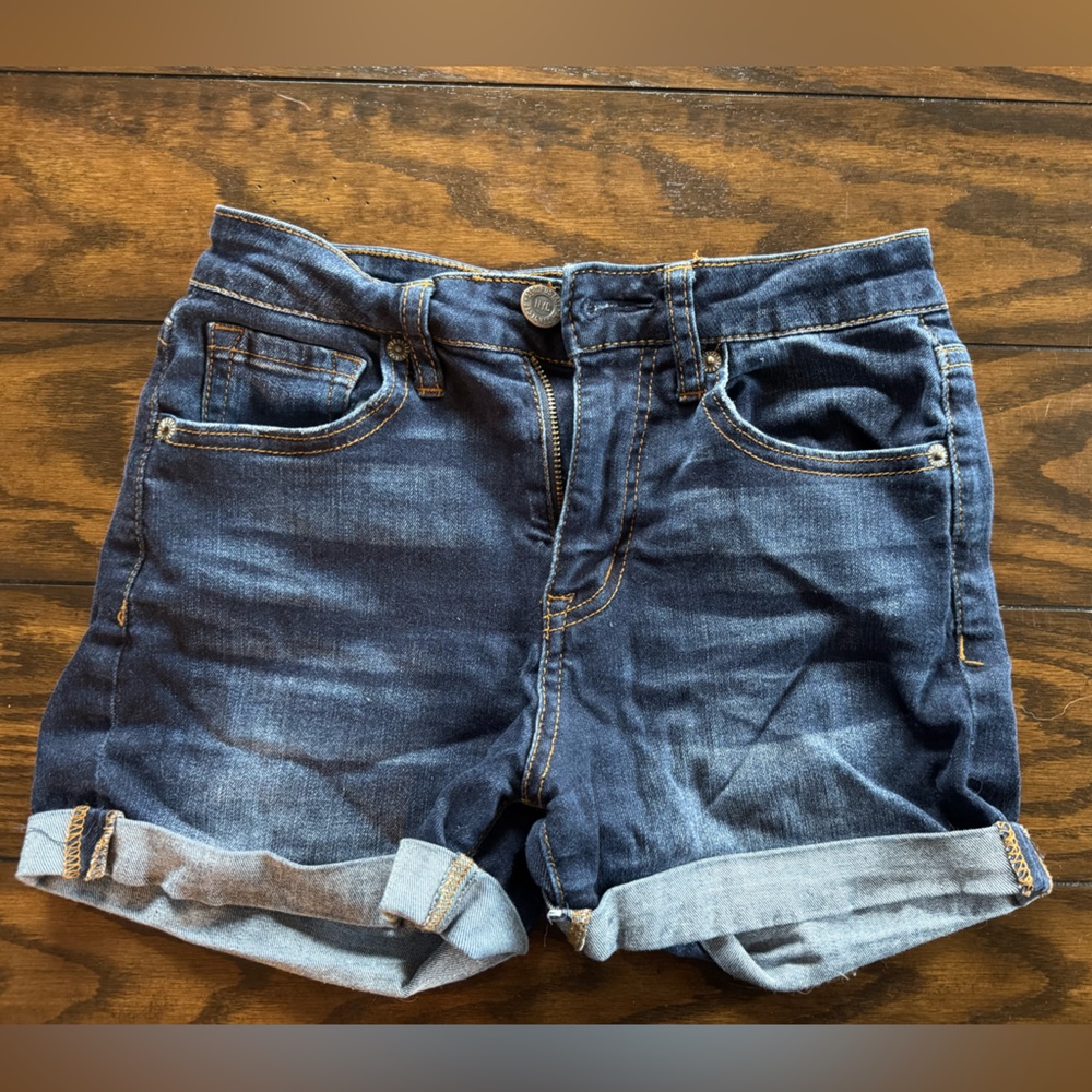 Dark Blue Denim Aeropostale Jean Shorts size 0